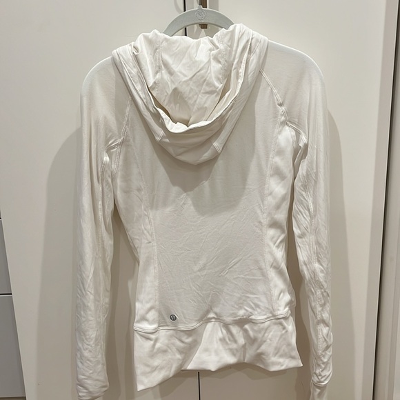 lululemon jacket - Picture 2 of 3